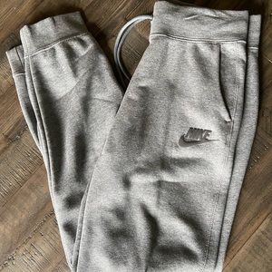 Nike joggers